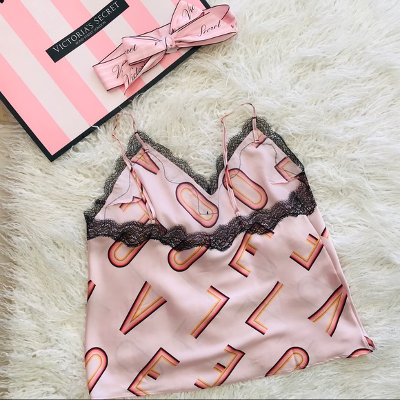 NWT Victoria’s Secret Sequin Cami - Picture 3 of 6